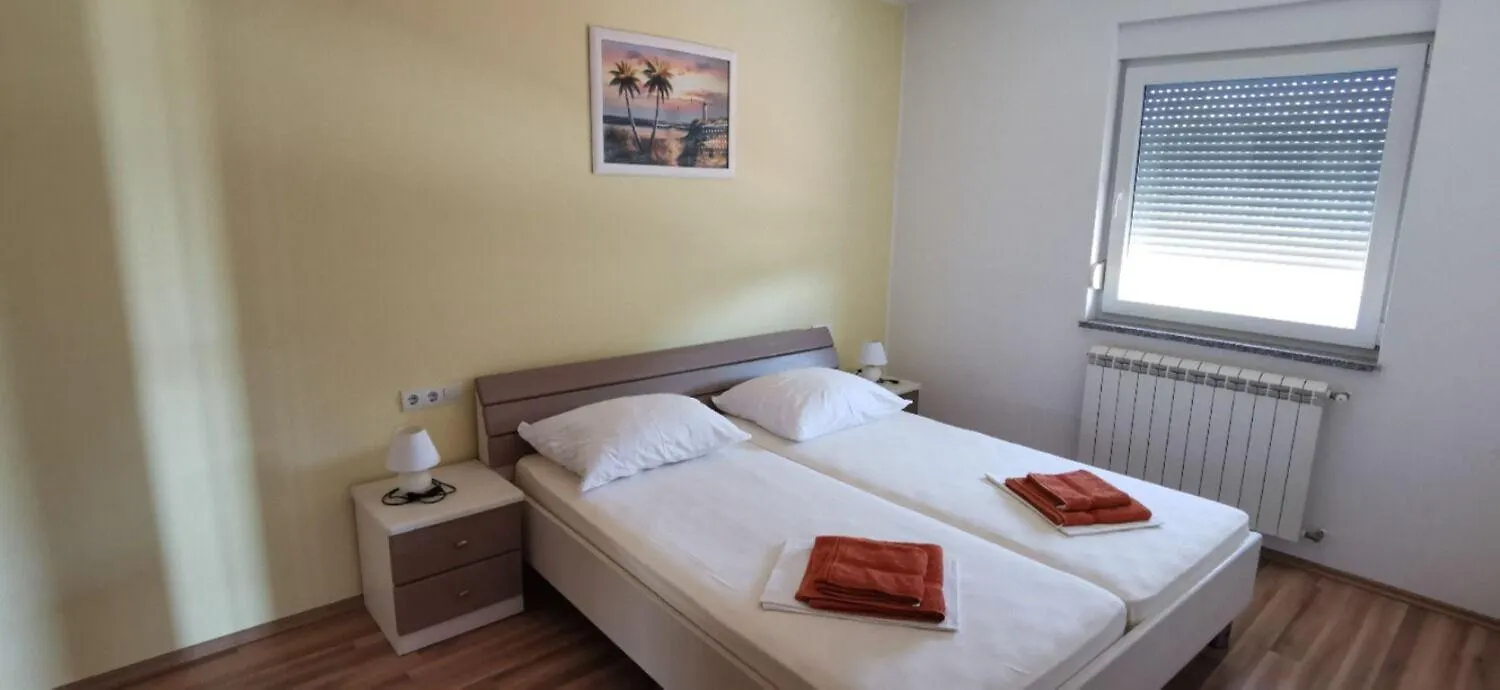 Apartments Gorgi Liznjan Croatia